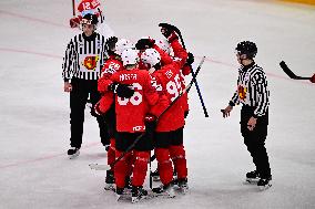 ICE HOCKEY WC SEMI FINAL SWITZERLAND-DENMARK