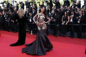 Cannes - Closing Ceremony Red Carpet