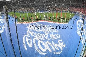 PSG celebrates French Cup trophy - FA