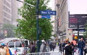 NYC and Department of Transportation honoring New York Knicks