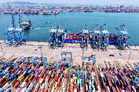 Port Container Trade