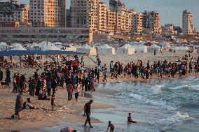 Situation Of Refugees In Gaza