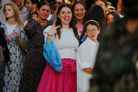 Settlers Storm The Old City Of Hebron
