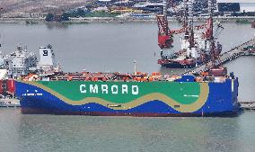 World First 9,300-vehicle Methanol Dual-fuel Powered Vehicle Roll-on/roll-off Ship