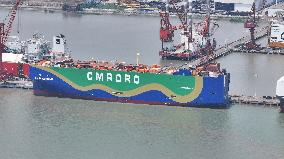 World First 9,300-vehicle Methanol Dual-fuel Powered Vehicle Roll-on/roll-off Ship
