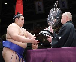 Summer Grand Sumo Tournament