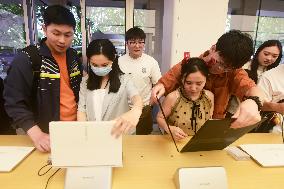 HUAWEI HarmonyOS MateBook Pro Computer