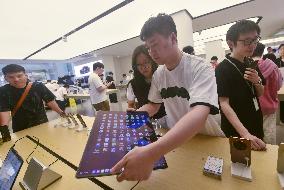 HUAWEI HarmonyOS MateBook Pro Computer