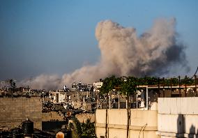 Airstrike Hits Jabalia Refugee Camp in Gaza