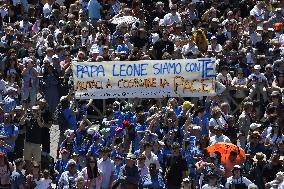 Pope Leo XIV Delivers His Blessing To The Faithful - Vatican