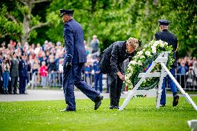 King Willem-Alexander At Memorial Day - Margraten