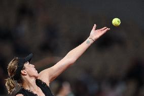 Roland Garros - Women s single - Qinwen vs Pavlyuchenkova