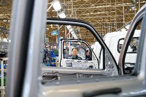 Wuzheng Group Vehicles Intelligent Production