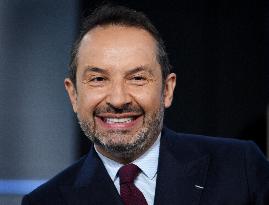 Sebastien Chenu On Dimanche En Politique - Paris