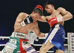 Boxing: IBF featherweight title match
