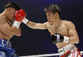 Boxing: IBF featherweight title match