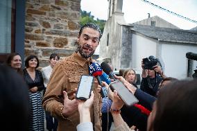 Oliver Laxe Celebrates The Preview Of His Latest Film Sirat - Navia De Suarna