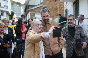 Oliver Laxe Celebrates The Preview Of His Latest Film Sirat - Navia De Suarna