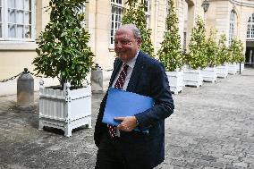 Meetings between French PM Francois Bayrou and party leaders in Paris - FA