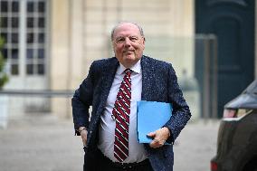 Meetings between French PM Francois Bayrou and party leaders in Paris - FA