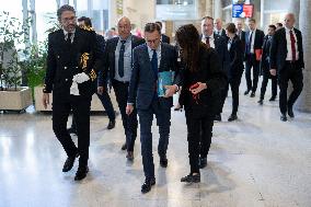 Bruno Retailleau reveals the outlines of his fight against Islamism - Nanterre AJ