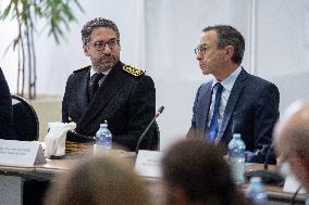 Bruno Retailleau reveals the outlines of his fight against Islamism - Nanterre AJ