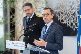 Bruno Retailleau reveals the outlines of his fight against Islamism - Nanterre AJ