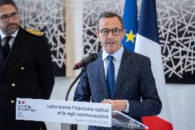 Bruno Retailleau reveals the outlines of his fight against Islamism - Nanterre AJ