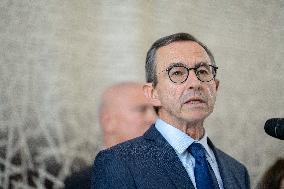 Bruno Retailleau reveals the outlines of his fight against Islamism - Nanterre AJ