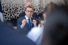 Bruno Retailleau reveals the outlines of his fight against Islamism - Nanterre AJ