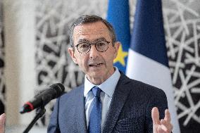 Bruno Retailleau reveals the outlines of his fight against Islamism - Nanterre AJ