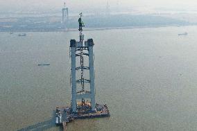 Zhangjinggao Yangtze River Bridge Construction