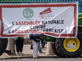 Farmers Protest In Paris
