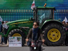 Farmers Protest In Paris