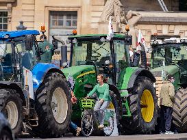 Farmers Protest In Paris
