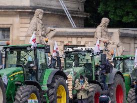 Farmers Protest In Paris