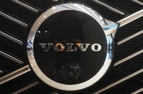 Volvo Lays Off 3000 Employees