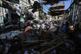 At Least 33 People Killed in Israeli Air Strike - Gaza