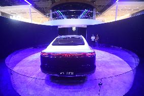 Huawei MAEXTRO S800 Ultra-luxury Car