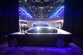 Huawei MAEXTRO S800 Ultra-luxury Car
