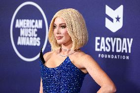 2025 American Music Awards - Arrivals