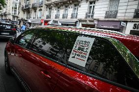Taxi protest in Paris - FA