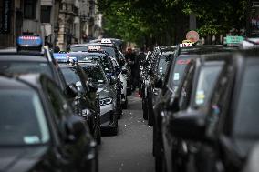 Taxi protest in Paris - FA