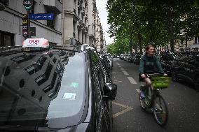 Taxi protest in Paris - FA