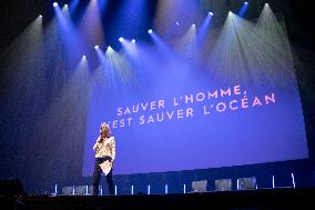 Maud Fontenoy Foundation Awards Ceremony at the Olympia - Paris AJ