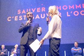Maud Fontenoy Foundation Awards Ceremony at the Olympia - Paris AJ