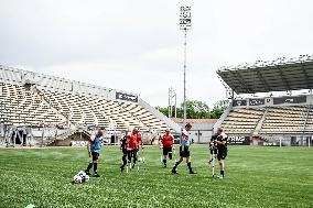 Open amp football training session held in Zaporizhzhia