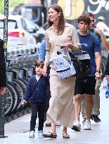 Pregnant Karlie Kloss And Her Son Out - NYC