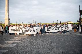 Catholics Protest Euthanasia Bill in Paris