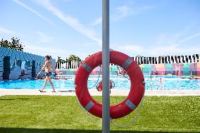 Illustration - 2025 Madrid Summer Pools Season